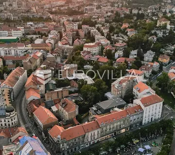 Zagreb centar, dvosoban loft / dvoetažan stan - cover