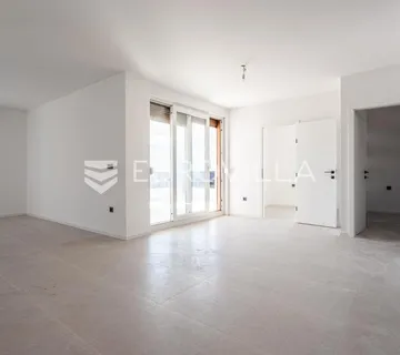 Grebaštica, četverosoban apartman u novogradnji - Grebaštica, Šibenik