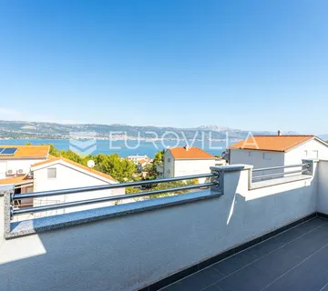Čiovo, Slatine, samostojeća kuća s pogledom na more - cover