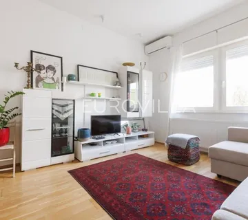 Zagreb, Donji grad, dvosoban stan površine 43 m² - cover