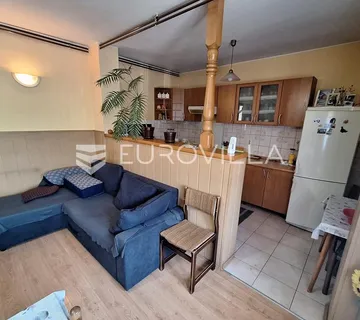 Karlovac, Stative, kuća 270 m², 40 m do rijeke Dobre - cover