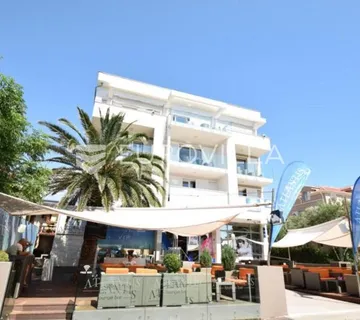 Pag, Novalja ugostiteljski prostor za restoran, dugoročni najam 300 m² s terasom
