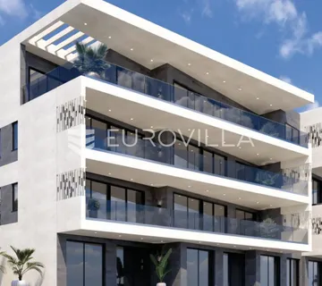 Opatija, luksuzno opremljen četverosoban penthouse s pogledom na more 163 m²