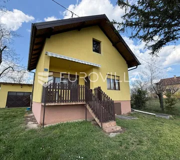 Batina, vikendica na predivnoj lokaciji, 100 m² - cover