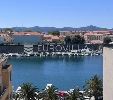 Zadar, Branimirova obala, dvosoban stan s pogledom na more - cover