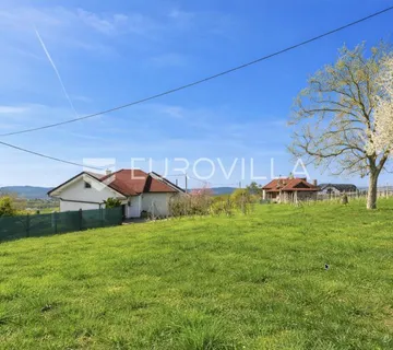 Ljubeščica, građevinsko zemljište 2.342 m², atraktivna lokacija, mir, priroda i prekrasan pogled - cover