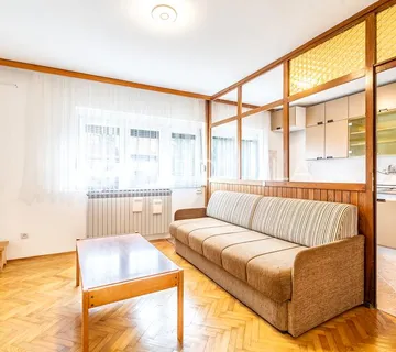 Zagreb, Zvijezda, Mlinarska, trosoban stan na drugom katu odlično održavane zgrade, 54 m² - cover
