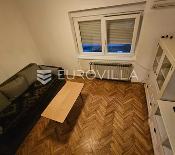 Zagreb, Vižinadska, dvokatna kuća na parceli od 350 m² - cover