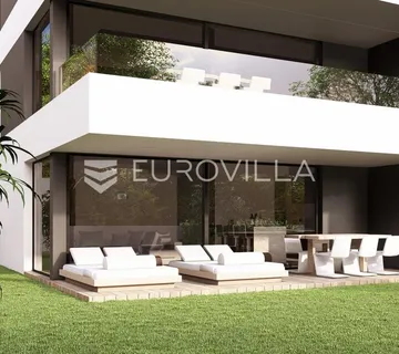 Istra, Poreč - novogradnja, stan u prizemlju sa vrtom, odlična lokacija