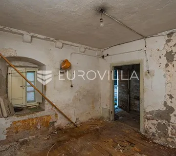 Dubrovnik, Stari Grad, kuća za adaptaciju - cover