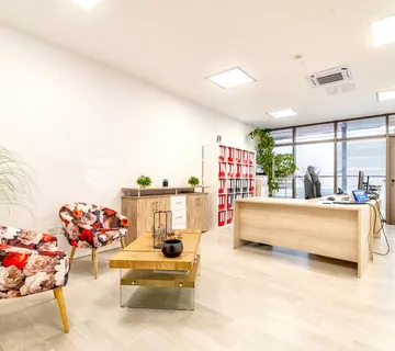 Zabok, poslovni prostor, 150 m² na atraktivnoj lokaciji - cover