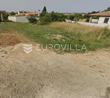 Pula, Šikići, građevinsko zemljište pravilnog oblika, 550 m2, u uređenom okruženju - cover