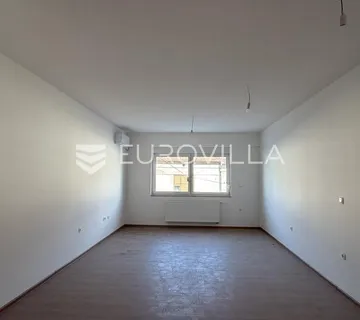 Đakovo, Centar, dvosoban stan 62,20 m², NOVOGRADNJA