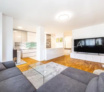 Zagreb, Jarun, dvosoban stan s loggiom, 64 m²