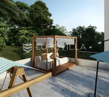 Trogir, Slatine, drugi red do mora, jednosoban stan u prizemlju površine 65 m², S1 - cover