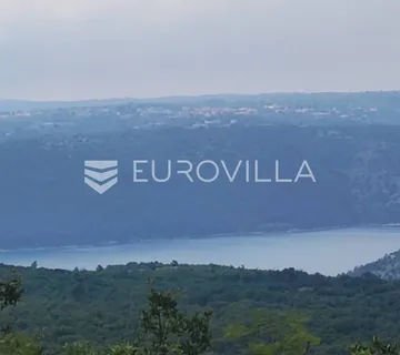 Labin, veliko građevinsko zemljište NKP 12653 m2 s pogledom more