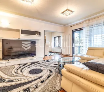 Zagreb, Pantovčak, uređen četverosoban 200 m2 - cover