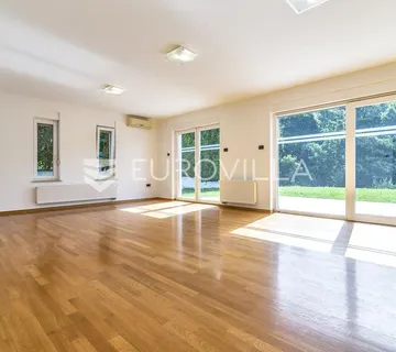 Zagreb, Šestine, prekrasna kuća s velikim vrtom i bazenom 300 m2 - cover