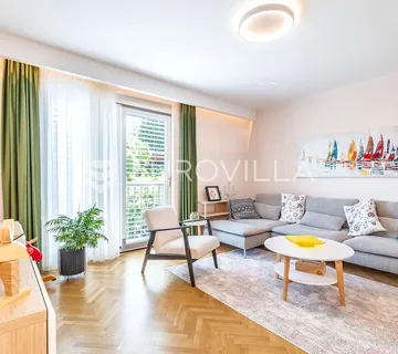 Zagreb, Šercerova, prekrasan novoadaptirani trosobni stan sa vrtom I parking mjestom, 86 m²