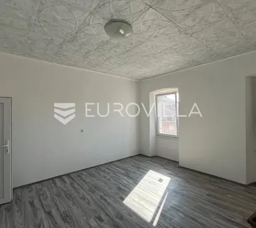 Istra, Pula stan u samom centru grada kod Foruma