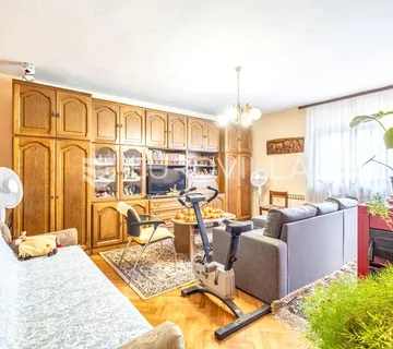 Velika Gorica, funkcionalna kuća 400 m2 - cover