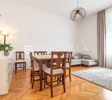 Zagreb, Medvešćak prekrasan trosoban stan 75 m²