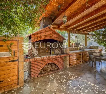 Zadar, Murvica, šarmantna kuća s bazenom na predivnoj lokaciji - cover