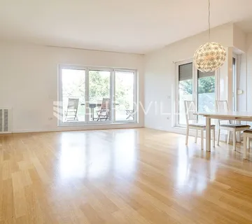 Cmrok, prekrasan trosoban stan 110 m² - Zagreb