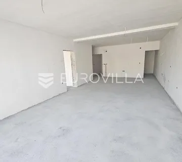 Osijek, Cvjetno naselje, moderan stan u urbanoj vili 124 m² 2. kat - cover