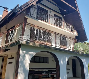 Velika, kuća za odmor u vikend naselju