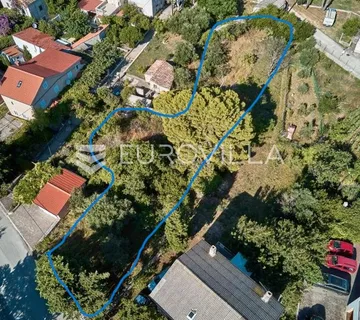 Mali Lošinj, Nerezine, Ekskluzivno građevinsko zemljište 200m od mora, 1500 m² - Nerezine, Mali Lošinj
