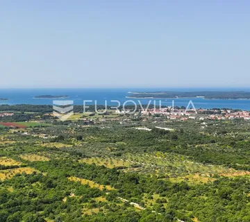 Istra, Vodnjan - građevinsko zemljište sa svim plaćenim komunalijama i građevinskom dozvolom 512 m2