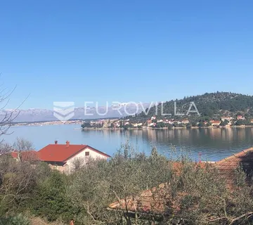 Otok Ugljan, Kali, građevinsko zemljište s pogledom na more