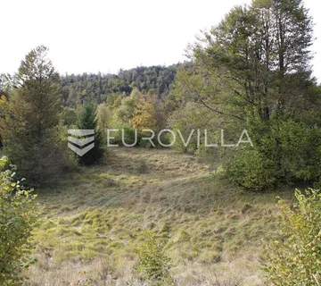 Fužine, predivan ravan teren 1476 m², blizini jezera Bajer