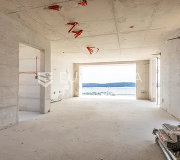 Trogir, dvosoban stan površine 63.99 m² - cover