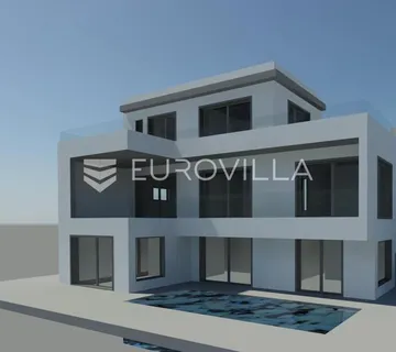Trogir, zemljište s pravomoćnom dozvolom za gradnju vile s bazenom