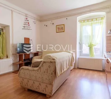 Istra, Pula, stan 48 m² u Šijani s dodatnom vrijednošću, dva poslovna prostora