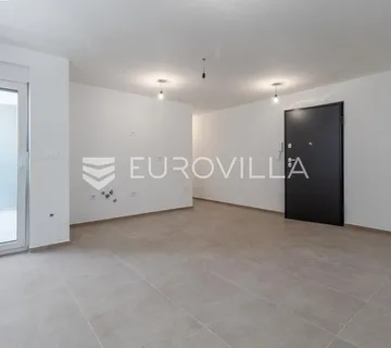 Istra, Pula, novogradnja, TOP lokacija
