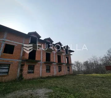 Baranja, Bilje – Hotel u izgradnji (1467 m²) na zemljištu od 15.800 m² - Kopačevo