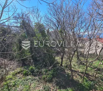 Kraljevica, centar, građevinsko zemljište površine 1220 m2 - cover