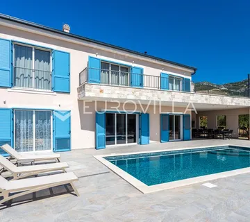 Kaštela, novoizgrađena vila na mirnoj lokaciji - Kaštel Novi, Kaštela