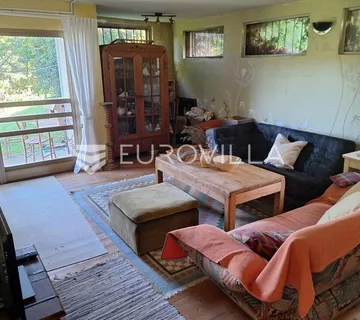 Krašić, kuća 230 m2, 7215 m2 zemljišta - cover