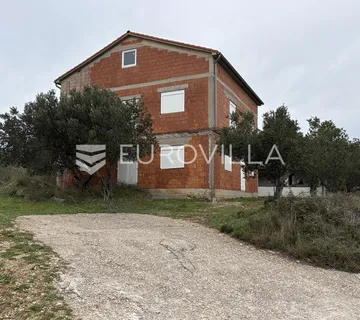 Vodice, kuća u izgradnji, 246,64 m²