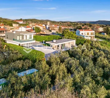 Istra, Vrsar, luksuzna vila s gostinjskom kućom, grijanim bazenom i potpunom privatnošću - cover