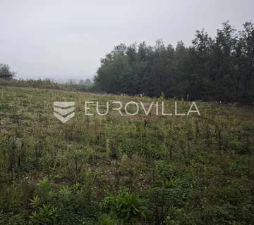 Karlovac, Jelaši, građevinsko zemljište 1000 m2, na mirnoj lokaciji