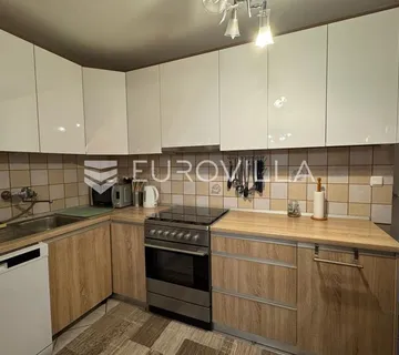 Kuševac, poslovno stambena katnica, 175 m² - Kuševac, Đakovo
