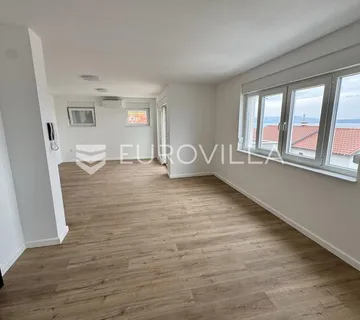 Crikvenica, moderan četverosoban stan NKP 109,97 m2 s pogledom na more - cover