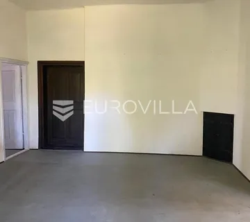 Gornja Rijeka, Pofuki, povijesna kurija - Pofuki, Gornja Rijeka