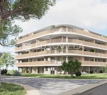 Istra, Umag, moderan stan s predivnim privatnim vrtom, S010