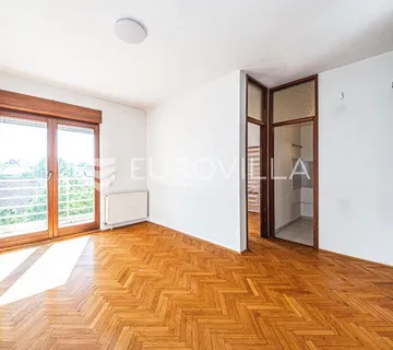 Zagreb, Jarun, dvosoban stan 34 m² za najam